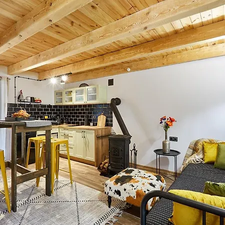 Siedlisko Przystanek Szczescie *