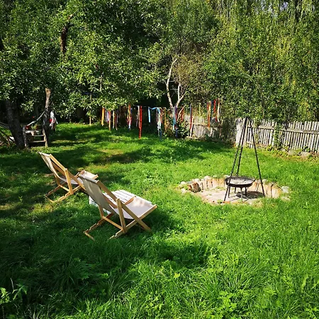 Siedlisko Przystanek Szczescie Apartmán *