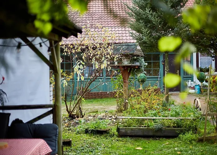 Siedlisko Przystanek Szczescie *