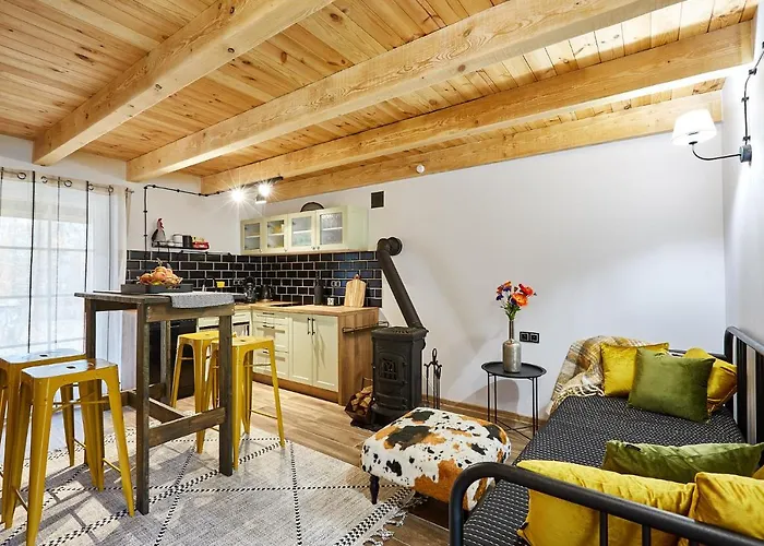 Siedlisko Przystanek Szczescie *